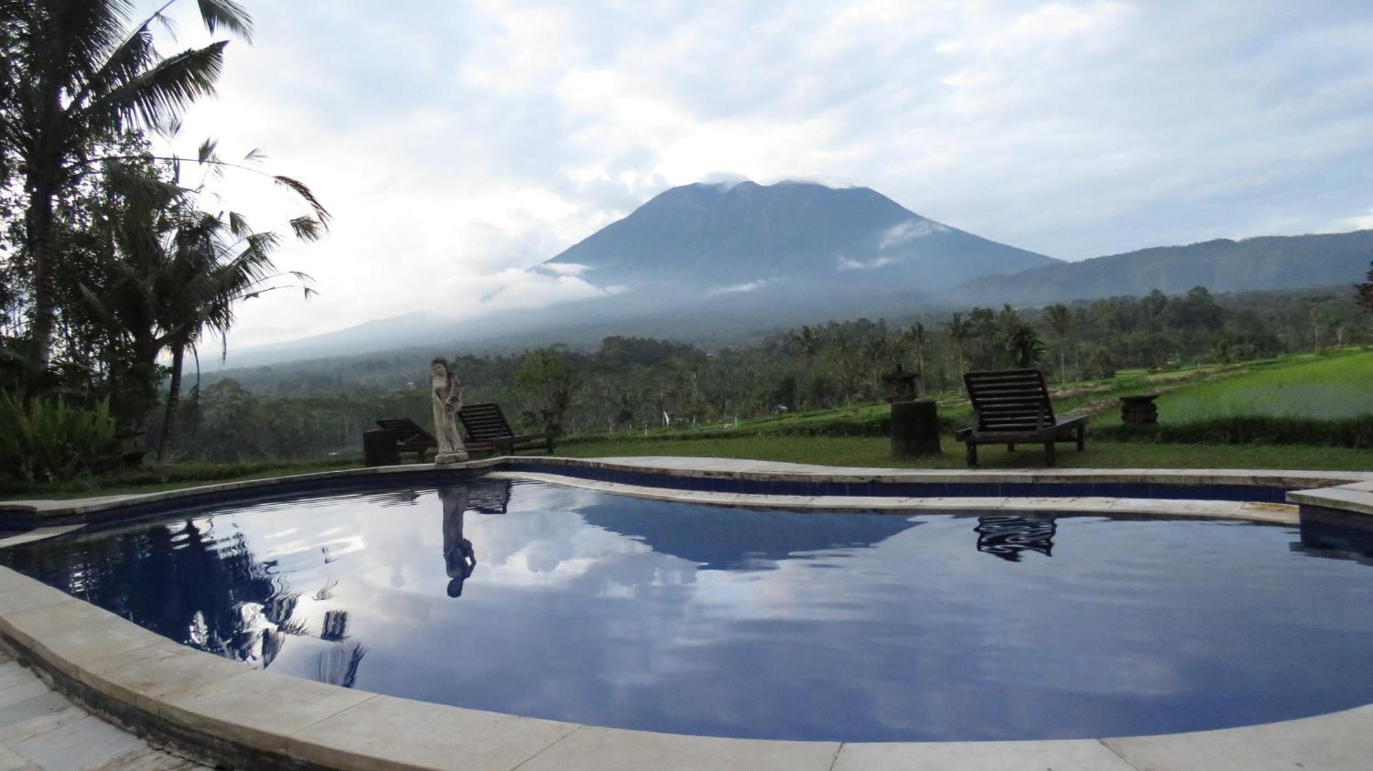 Great Mountain Views Villa Resort Selat Exteriér fotografie