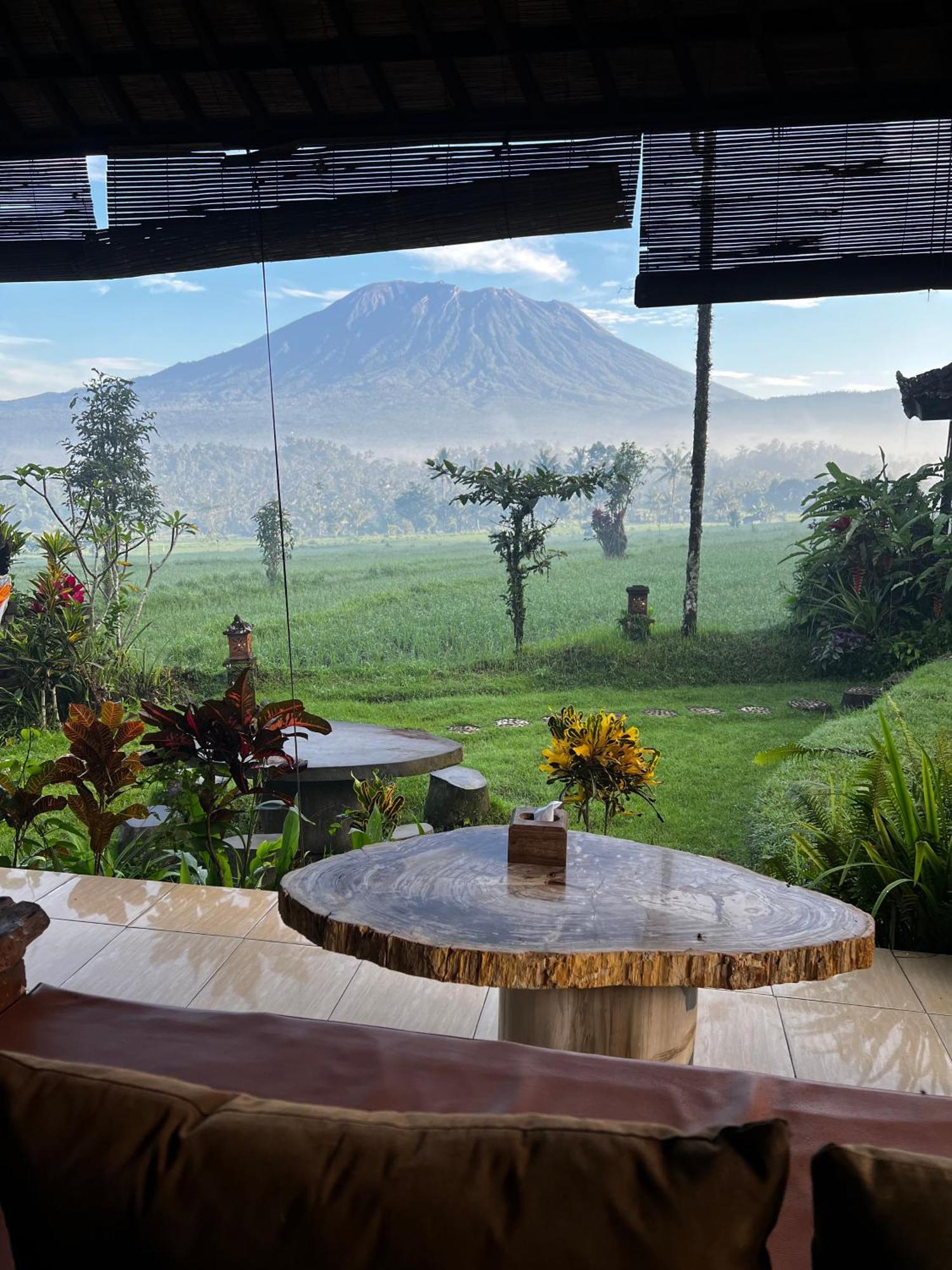 Great Mountain Views Villa Resort Selat Exteriér fotografie