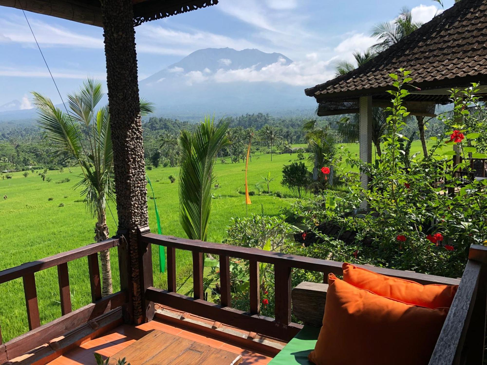 Great Mountain Views Villa Resort Selat Pokoj fotografie
