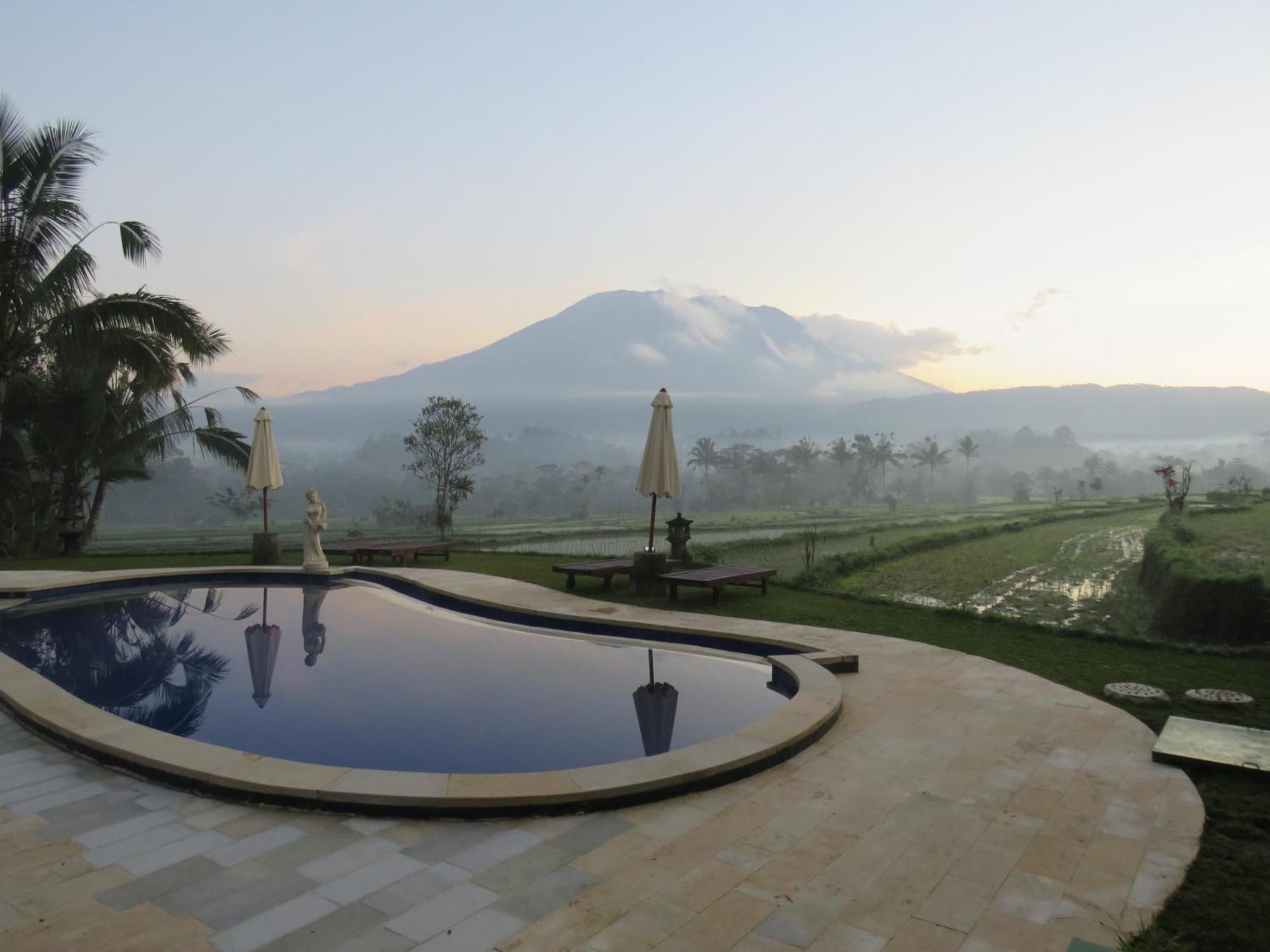 Great Mountain Views Villa Resort Selat Exteriér fotografie