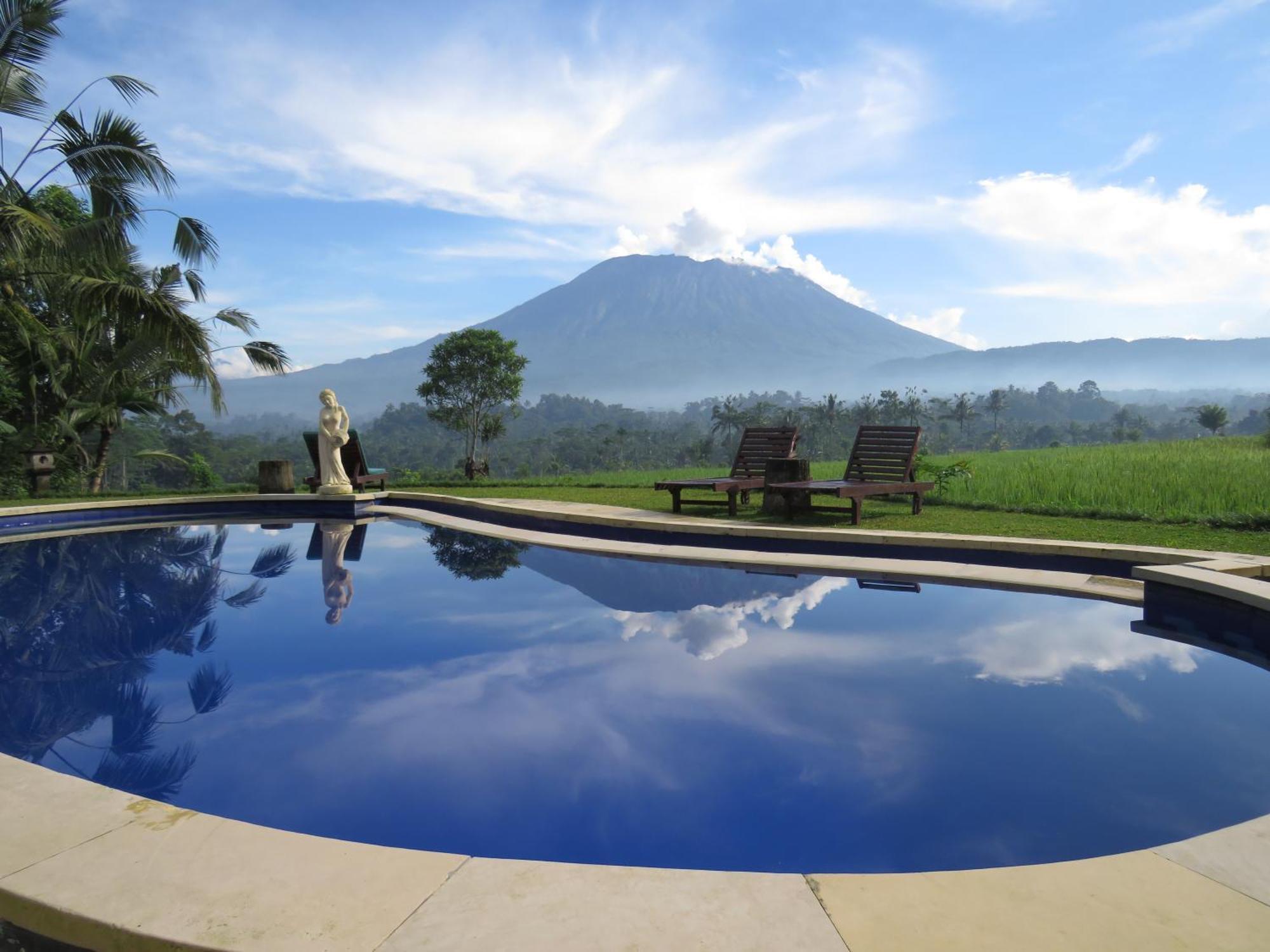 Great Mountain Views Villa Resort Selat Exteriér fotografie