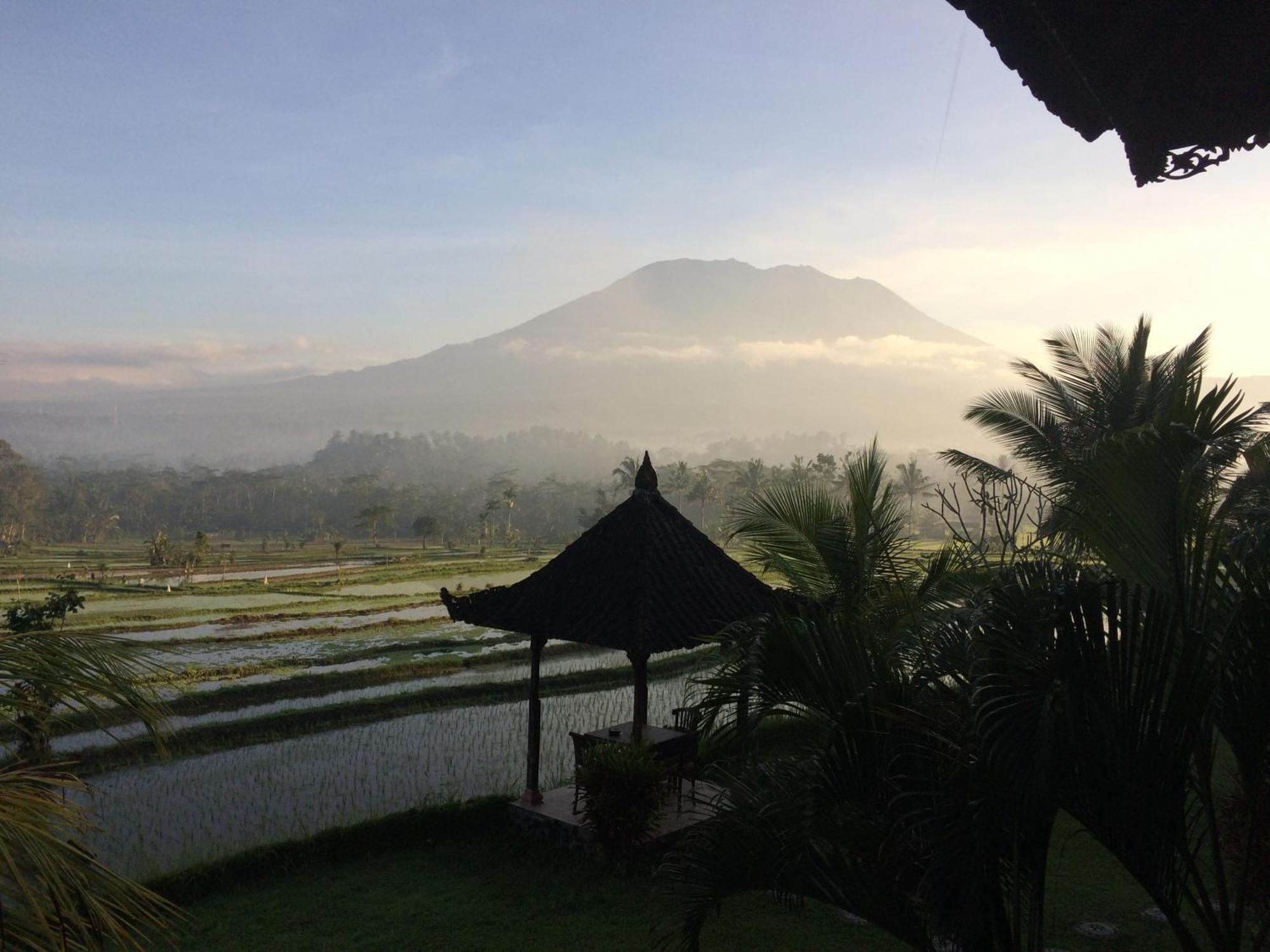 Great Mountain Views Villa Resort Selat Exteriér fotografie